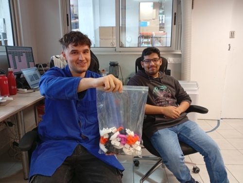 Ultimo día de prácticas de 2 cracks. Cada 3d Benchy impreso ha sido una impresora 3d calibrada exitosamente - 2026